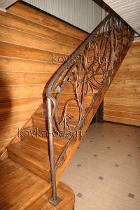 Кованое ограждение лестницы цена, исполнено с классическим узором